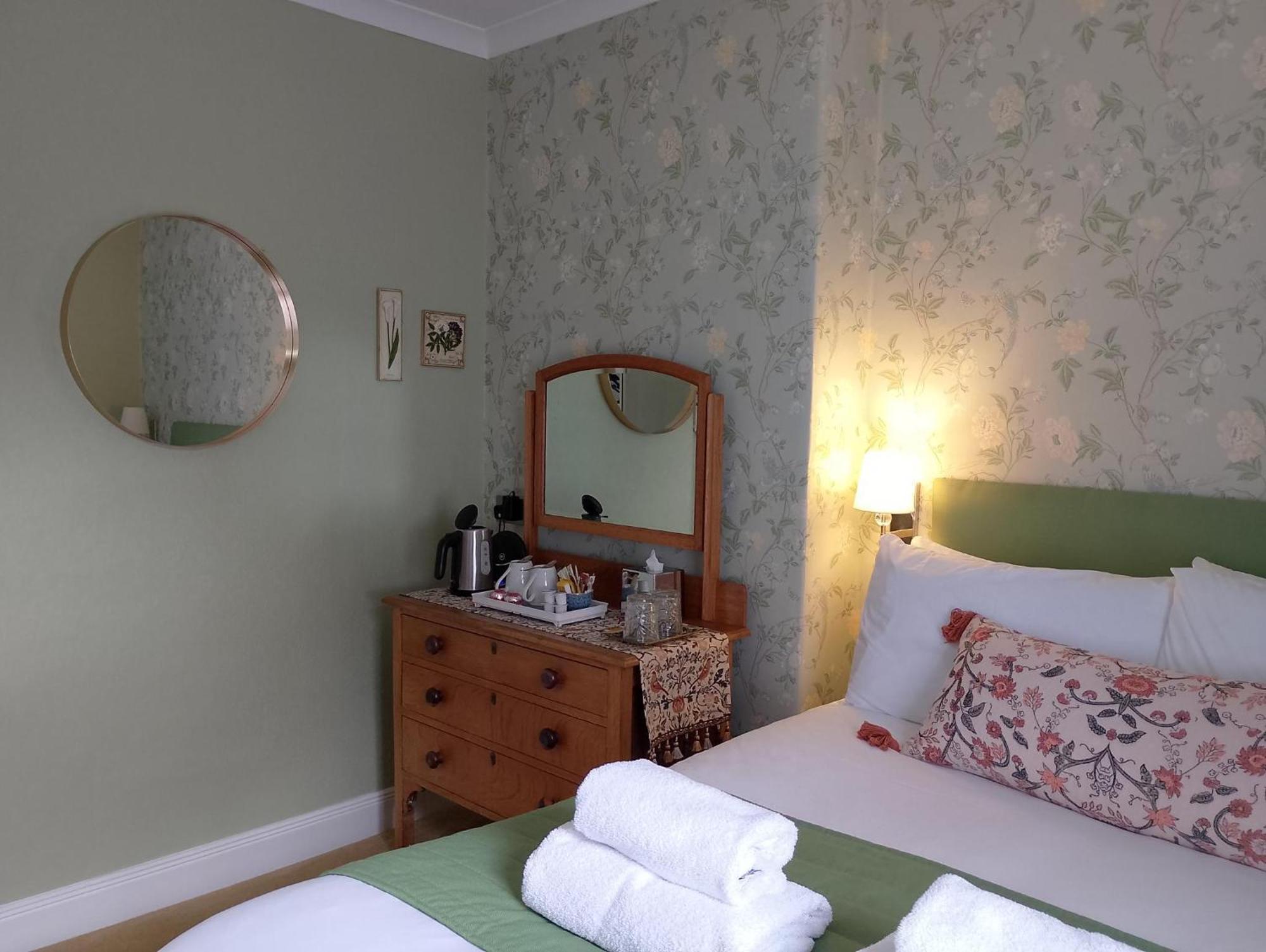 Smiddy House Bed & Breakfast Spean Bridge Exterior photo